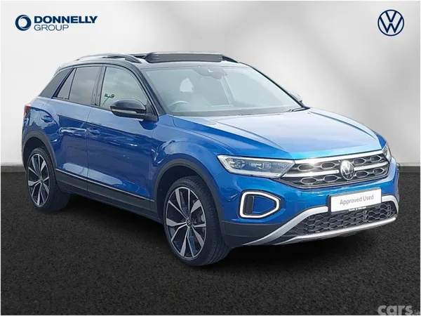 Volkswagen T-Roc Hatchback, Petrol, 2026, Blue