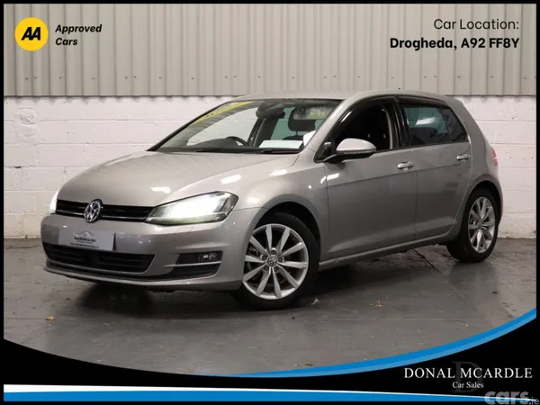 Volkswagen Golf Hatchback, Petrol, 2017, Gold