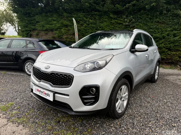 Kia Sportage SUV, Diesel, 2016, Silver