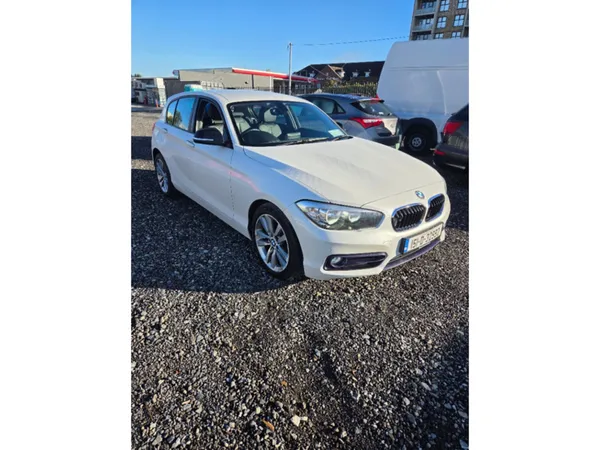 BMW 1-Series Hatchback, Diesel, 2015, White