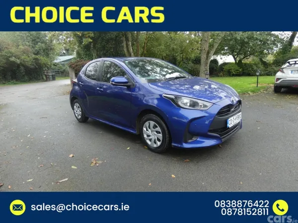 Toyota Yaris Hatchback, Petrol Hybrid, 2022, Blue