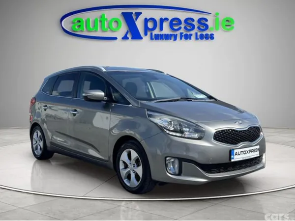Kia Carens Estate, Diesel, 2014, Silver
