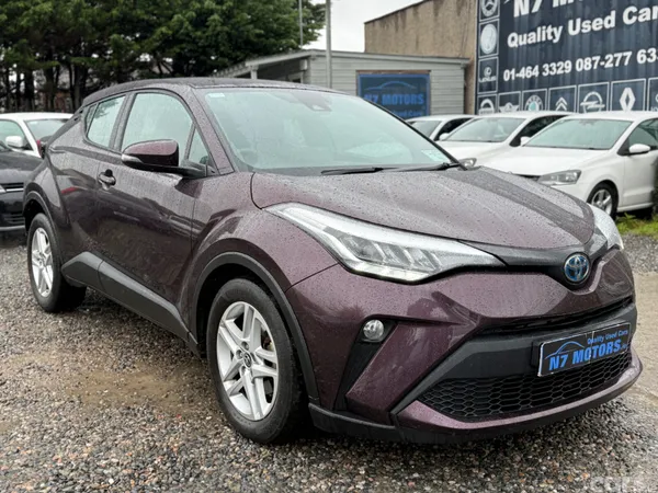 Toyota C-HR SUV, Petrol Hybrid, 2023, Purple