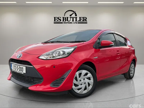 Toyota Aqua Hatchback, Petrol Hybrid, 2017, Red