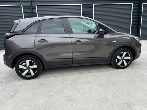 Opel Crossland SUV, Diesel, 2023, Grey