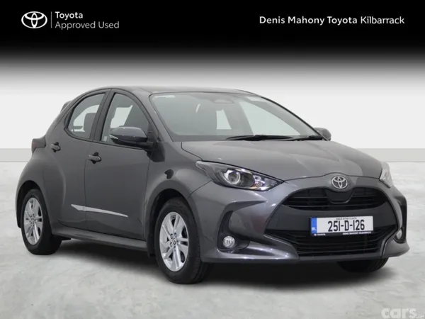 Toyota Yaris Hatchback, Petrol Hybrid, 2025, Grey