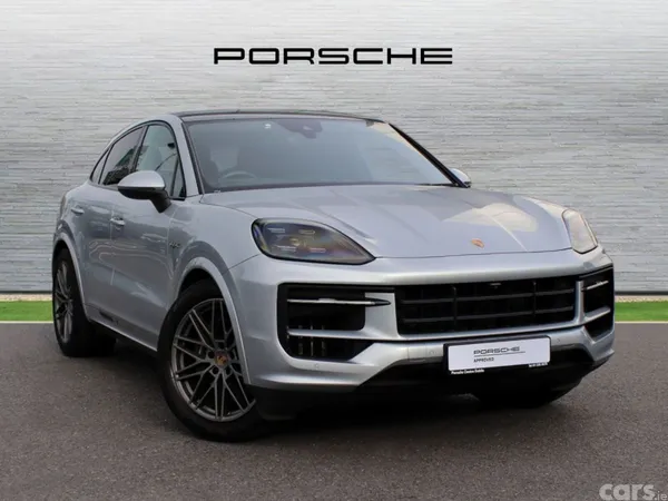 Porsche Cayenne SUV, Petrol Plug-in Hybrid, 2024, Silver