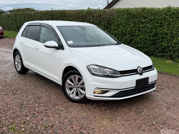 Volkswagen Golf Hatchback, Petrol, 2017, White