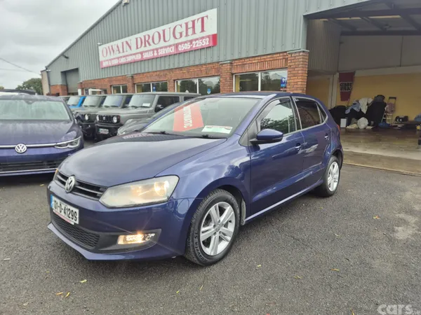 Volkswagen Polo Hatchback, Petrol, 2013, Blue
