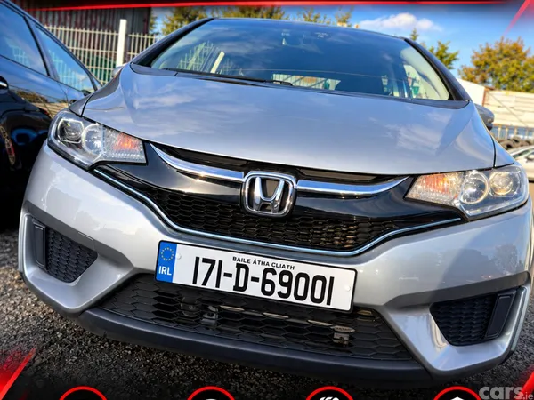 Honda Fit Hatchback, Petrol Hybrid, 2017, Silver