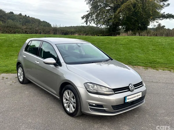 Volkswagen Golf Hatchback, Petrol, 2015, Silver
