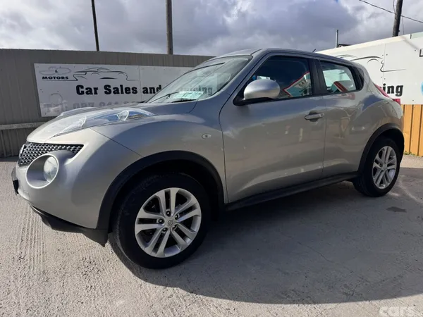 Nissan Juke SUV, Petrol, 2014, Silver