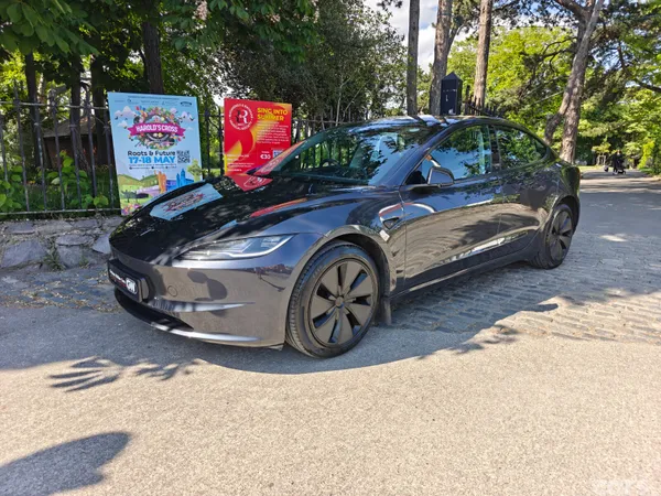 Tesla Model 3 Saloon, Electric, 2026, Grey