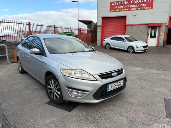 Ford Mondeo Hatchback, Diesel, 2011, Silver