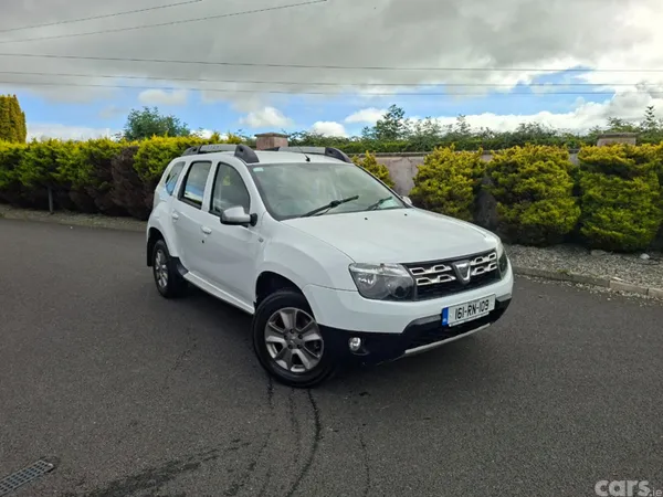 Dacia Duster MPV, Diesel, 2016, White