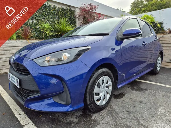 Toyota Yaris Hatchback, Petrol Hybrid, 2022, Blue