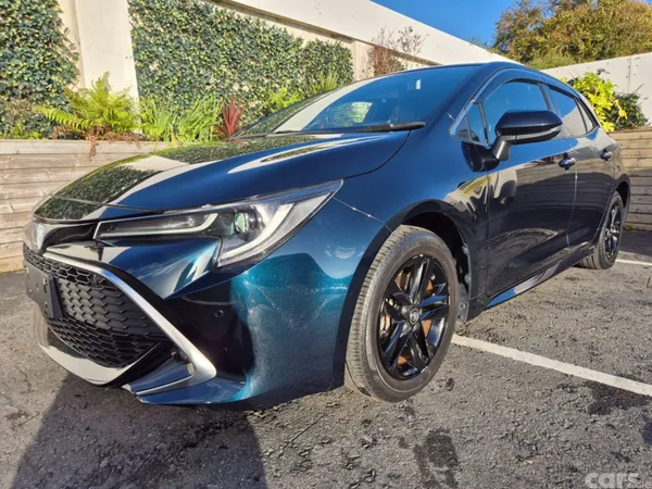 Toyota Corolla Hatchback, Petrol Hybrid, 2021, Blue