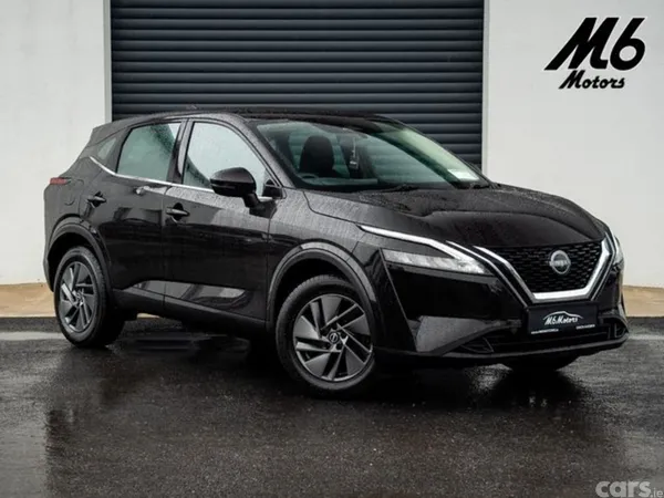 Nissan Qashqai MPV, Petrol, 2024, Black