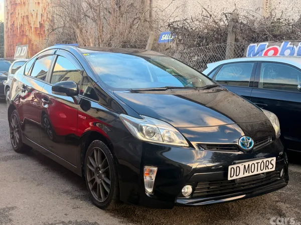 Toyota Prius Hatchback, Petrol Hybrid, 2015, Black