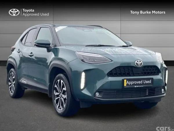 Toyota Yaris Cross SUV, Petrol Hybrid, 2026, Green