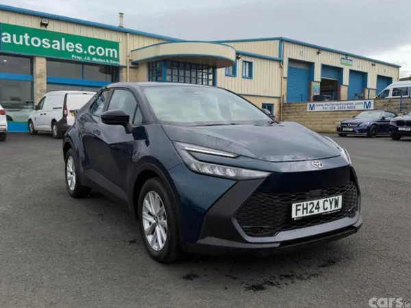 Toyota C-HR+ SUV, Petrol Hybrid, 2024, Blue