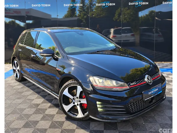 Volkswagen Golf Hatchback, Petrol, 2016, Black