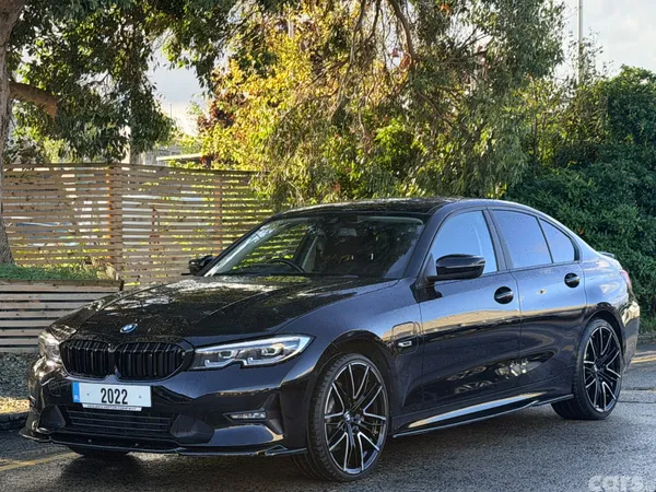 BMW 3-Series Saloon, Petrol Hybrid, 2022, Black