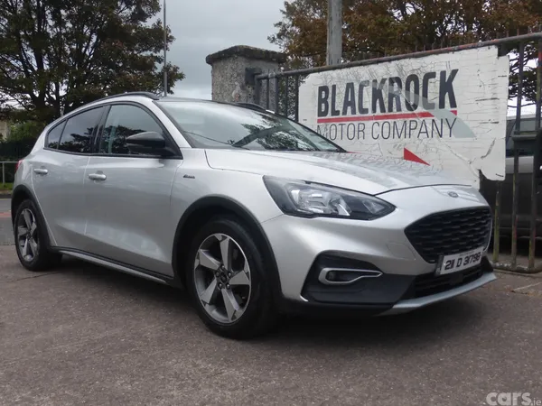 Ford Focus Hatchback, Petrol, 2021, Grey