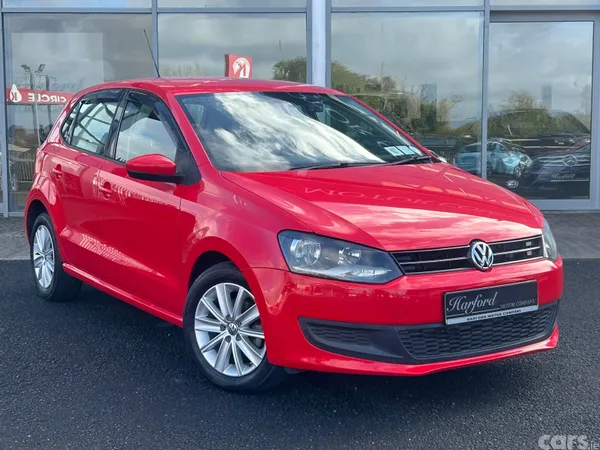 Volkswagen Polo Hatchback, Petrol, 2012, Red