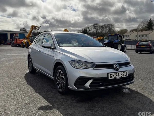 Volkswagen Polo Hatchback, Petrol, 2024, Silver