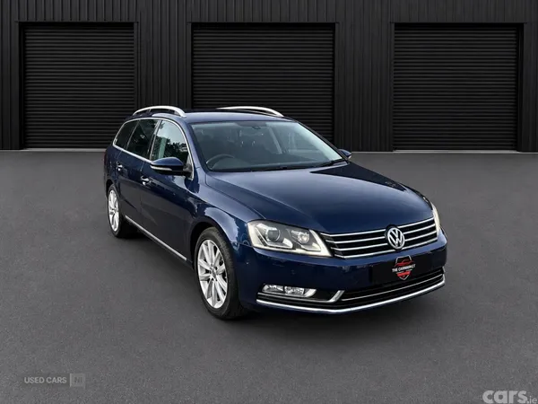 Volkswagen Passat , Petrol, 2014, Blue
