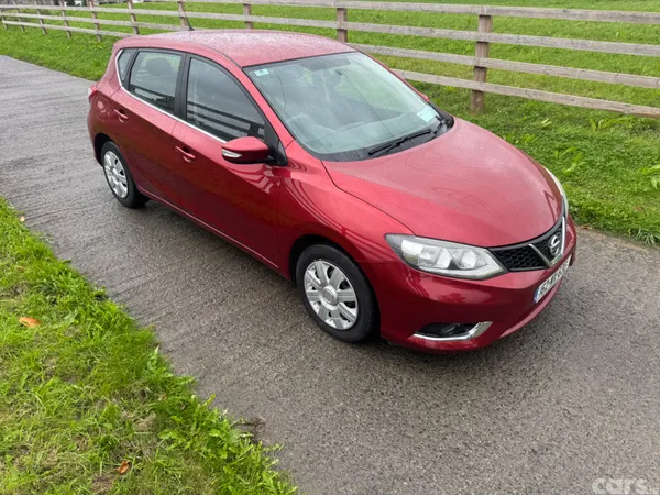 Nissan Pulsar Hatchback, Diesel, 2016, Red