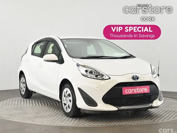 Toyota Aqua Hatchback, Petrol Hybrid, 2021, White