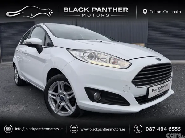 Ford Fiesta Hatchback, Petrol, 2015, White