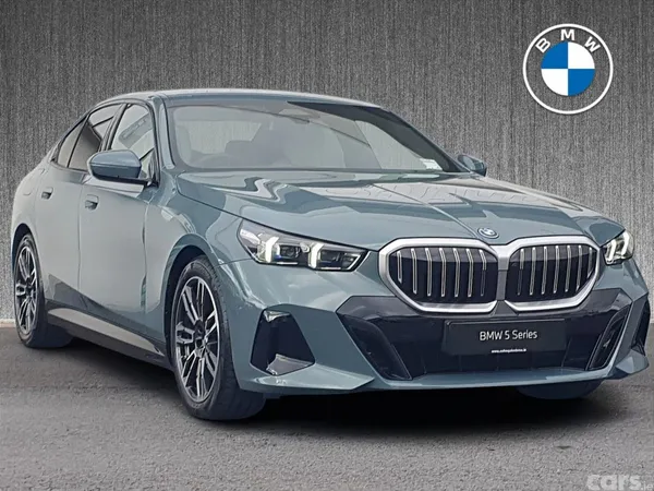 BMW 5-Series Saloon, Petrol Hybrid, 2027, Green