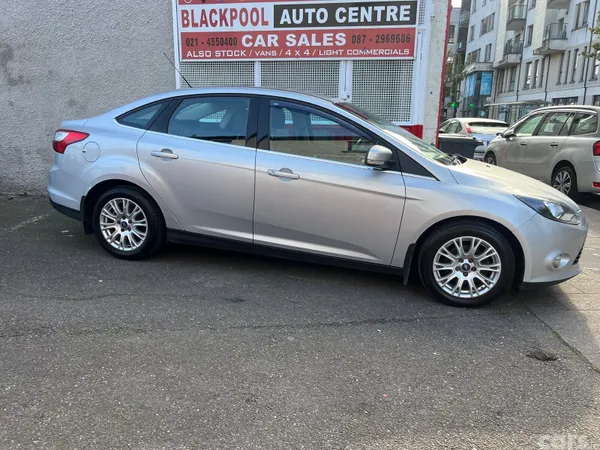 Ford Focus Saloon, Diesel, 2014, Silver