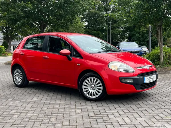 Fiat Punto Hatchback, Petrol, 2012, Red