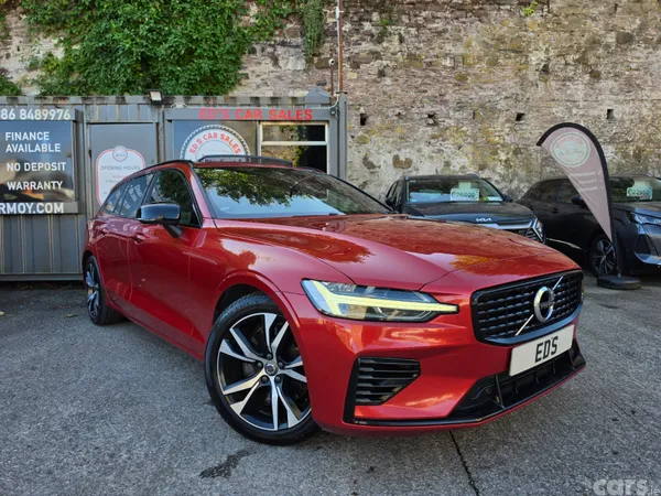 Volvo V60 Estate, Petrol Hybrid, 2022, Red