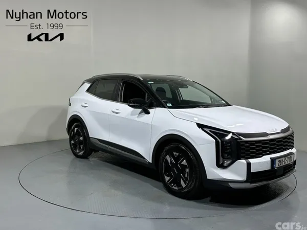 Kia Sportage SUV, Diesel Hybrid, 2026, White