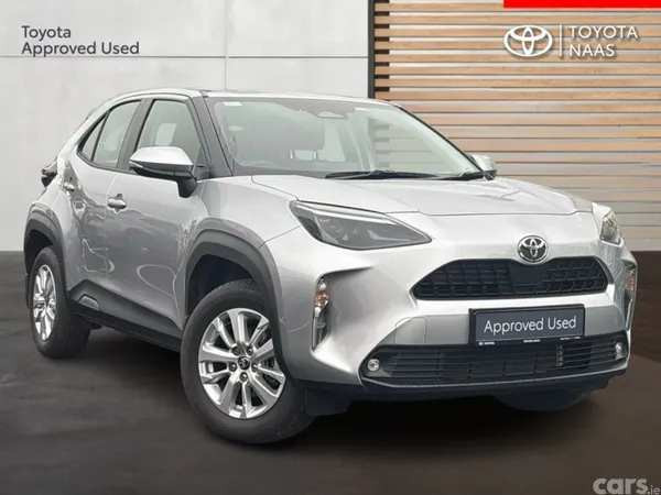 Toyota Yaris Cross Hatchback, Petrol Hybrid, 2026, Grey