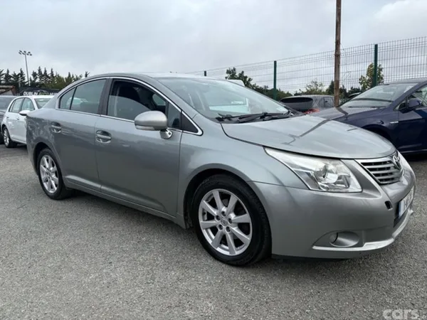 Toyota Avensis Saloon, Diesel, 2011, Grey