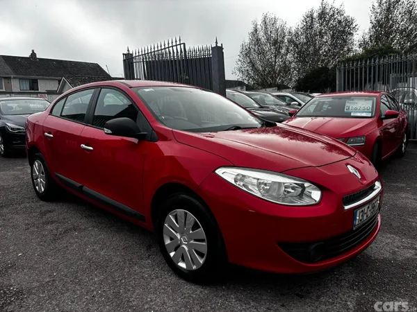 Renault Fluence Saloon, Diesel, 2013, Red