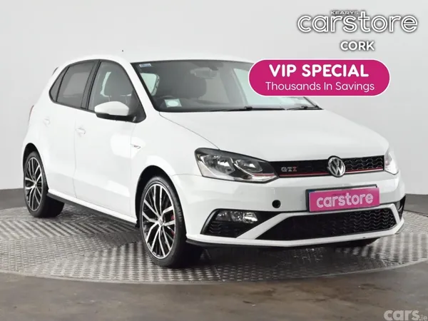 Volkswagen Polo Hatchback, Petrol, 2016, White