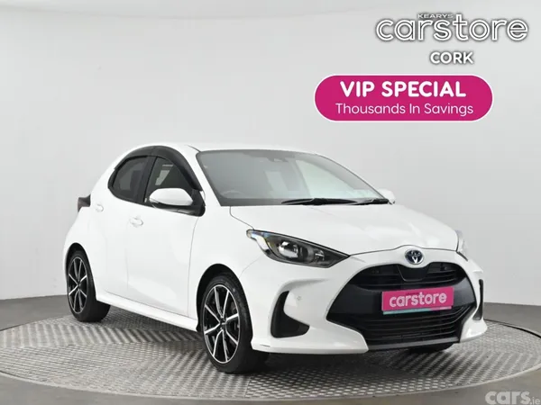 Toyota Yaris Hatchback, Petrol Hybrid, 2021, White