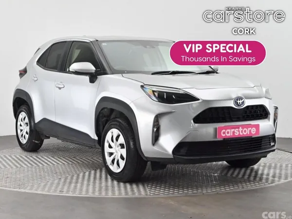 Toyota Yaris Cross SUV, Petrol Hybrid, 2022, Silver