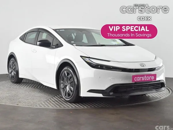 Toyota Prius Hatchback, Petrol Hybrid, 2024, White