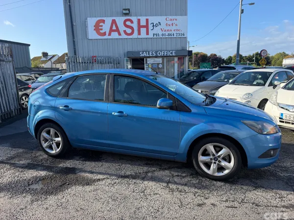 Ford Focus Hatchback, Diesel, 2009, Blue