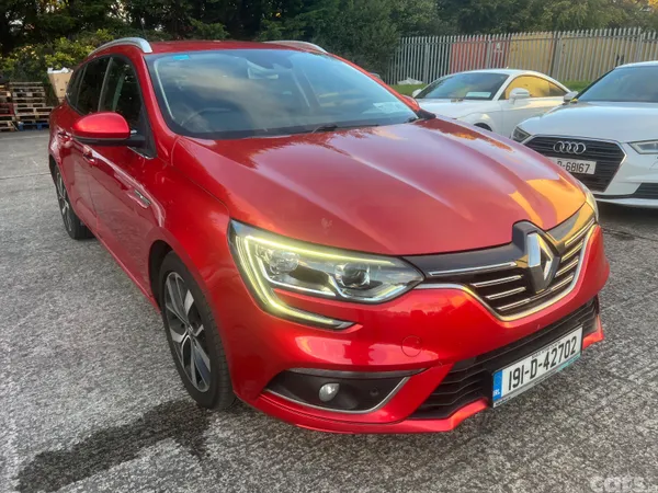 Renault Megane Estate, Diesel, 2019, Red