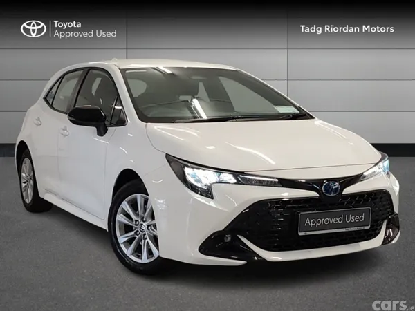 Toyota Corolla Hatchback, Petrol Hybrid, 2026, White