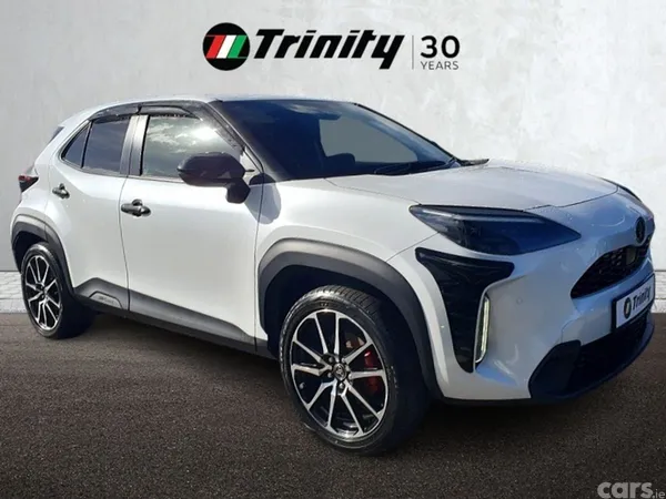 Toyota Yaris Cross SUV, Petrol Hybrid, 2023, White